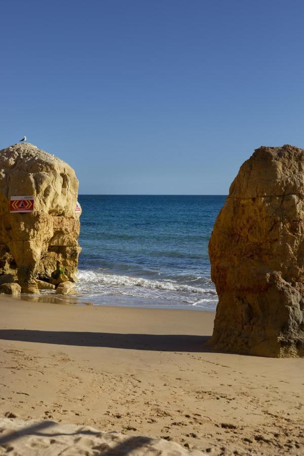 Apartment In Praia Da Rocha With A-C, Terrace In 포티마오 외부 사진